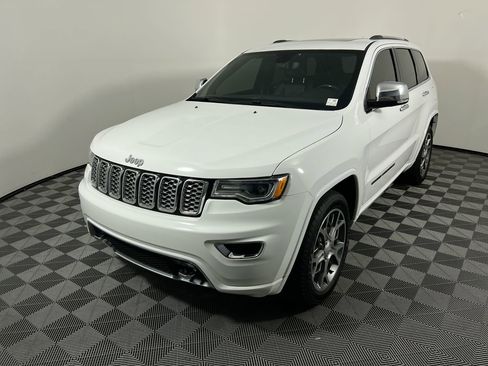 Used 2020 Jeep Grand Cherokee Overland RWD image 7