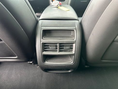 Used 2019 Cadillac XT5 Luxury image 24