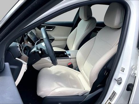 Certified 2023 Mercedes-Benz C 300 4MATIC Sedan image 11