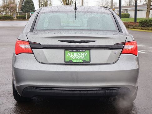Used 2013 Chrysler 200 Touring w/ S Exterior Appearance Pkg image 5
