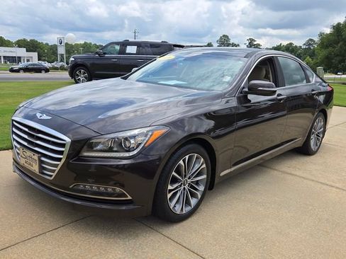 Used 2016 Hyundai Genesis 3.8 w/ Option Group 02 RWD image 5