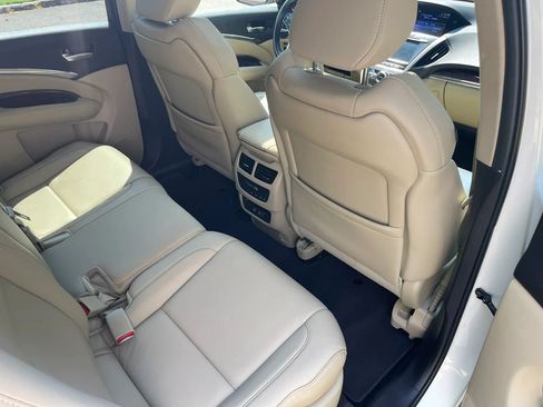 Used 2017 Acura MDX FWD image 13