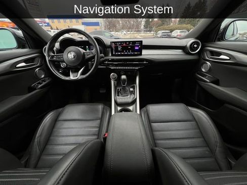 Used 2024 Alfa Romeo Tonale Ti image 2