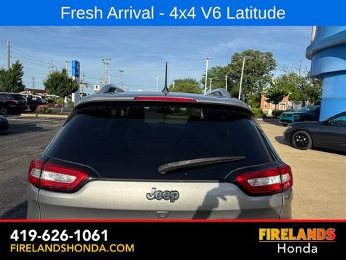 Used 2015 Jeep Cherokee Latitude w/ Comfort/Convenience Group AWD/4WD image 5