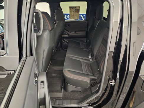 Used 2024 Nissan Frontier PRO-4X w/ Off-Road Protection Package image 40