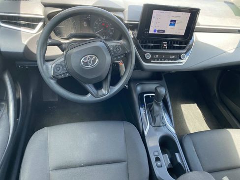 Used 2024 Toyota Corolla LE FWD image 19