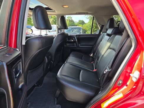 Used 2021 Toyota 4Runner Venture w/ Moonroof Package AWD/4WD image 13