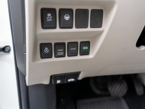 Used 2022 Nissan Rogue Sport SL w/ Premium Package image 24