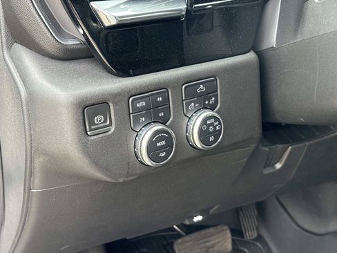 Used 2023 GMC Sierra 1500 Elevation w/ X31 Off-Road Package AWD/4WD image 18