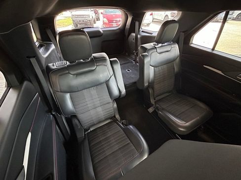 Used 2026 Ford Explorer ST-Line w/ ST-Line Street Pack RWD image 29
