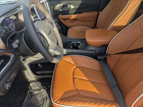 New 2026 Chrysler Pacifica Pinnacle AWD/4WD image 4
