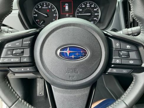 Used 2025 Subaru Forester Premium AWD/4WD image 28