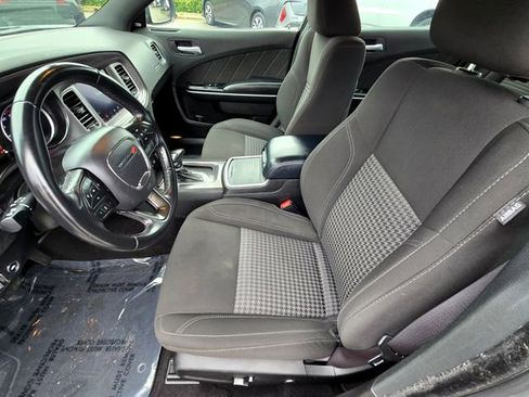 Certified 2023 Dodge Charger SXT image 21