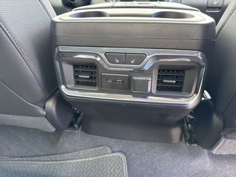 Used 2020 GMC Sierra 2500 Denali w/ Denali Ultimate Package image 17