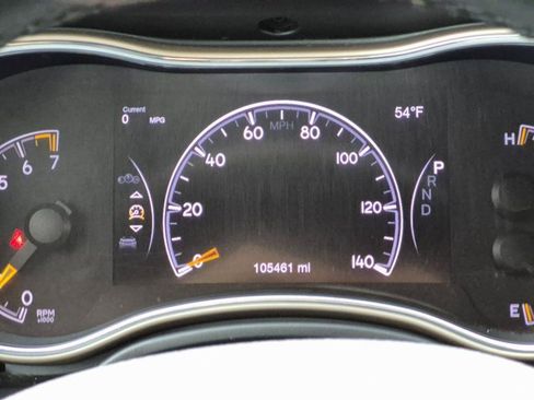 Used 2017 Jeep Grand Cherokee Laredo w/ Quick Order Package 23E image 11