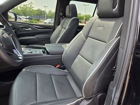 Used 2024 Cadillac Escalade Sport w/ Touring Package AWD/4WD image 2
