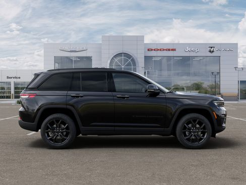 New 2025 Jeep Grand Cherokee Limited AWD/4WD image 41