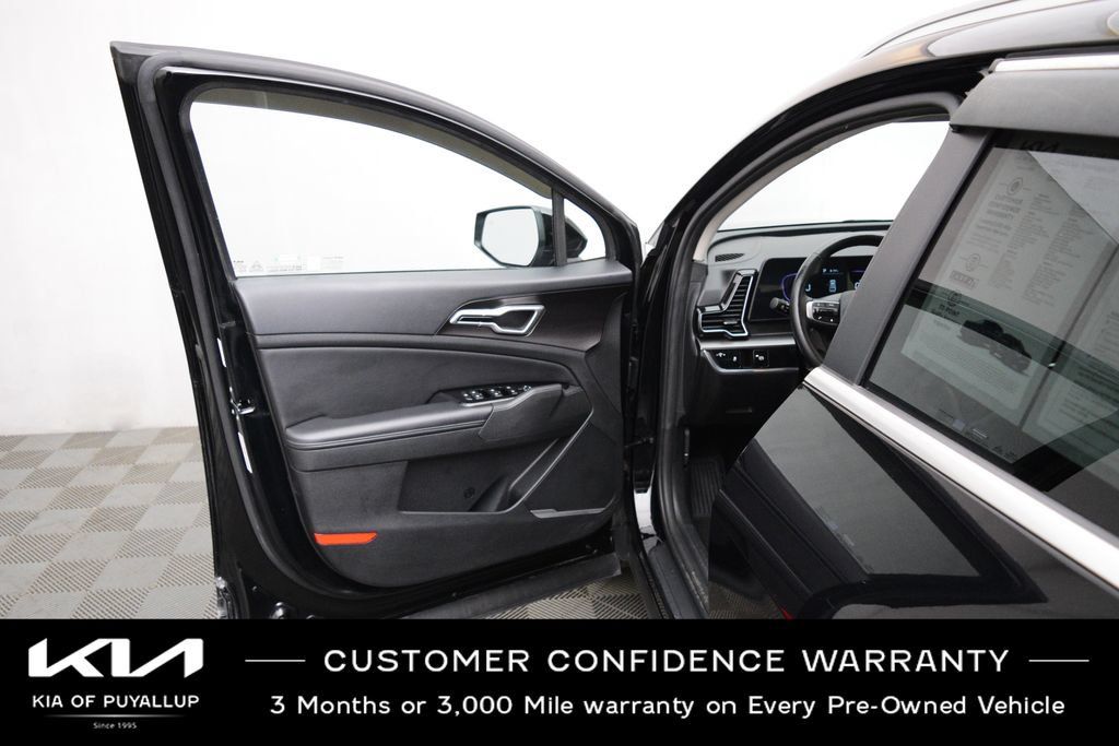 Certified 2023 Kia Sportage EX AWD/4WD image 9