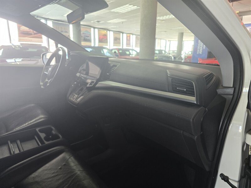 Used 2018 Honda Odyssey EX-L image 14