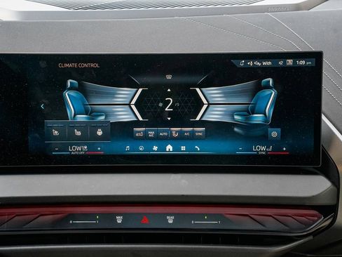 Used 2026 BMW X3 xDrive30 w/ M Sport Package image 12