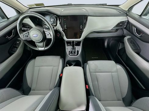 Used 2025 Subaru Outback Premium AWD/4WD image 10