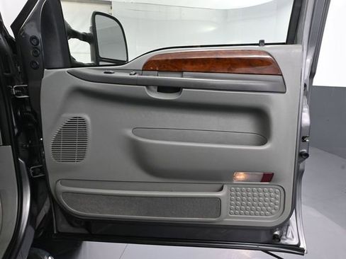 Used 2002 Ford F350 Lariat image 46