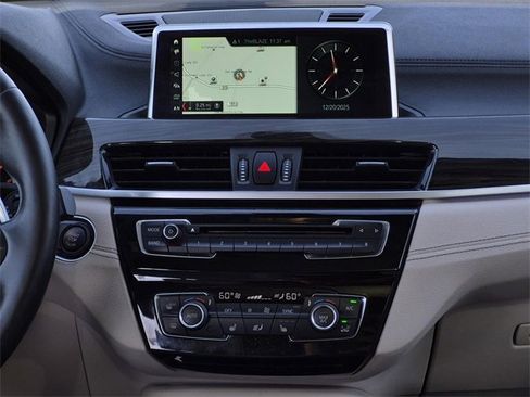 Used 2018 BMW X2 sDrive28i w/ M SportX Package image 34