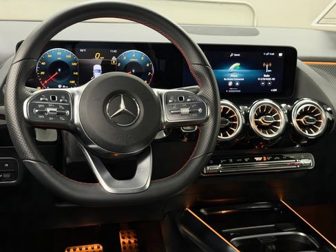 Used 2023 Mercedes-Benz GLA 250 image 36