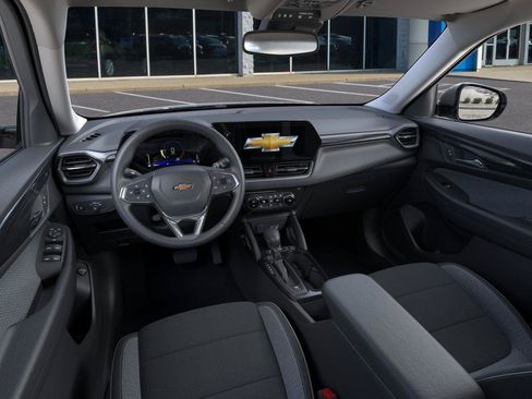 New 2026 Chevrolet TrailBlazer LT w/ Convenience Package AWD/4WD image 15