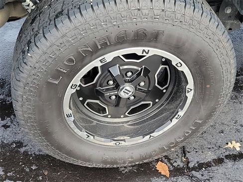 Used 2020 Jeep Wrangler Unlimited Willys image 5