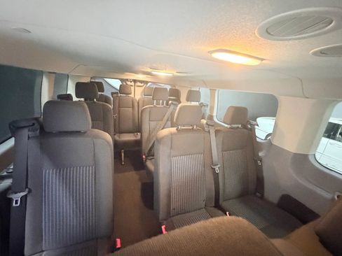 Used 2018 Ford Transit 350 XL RWD image 27