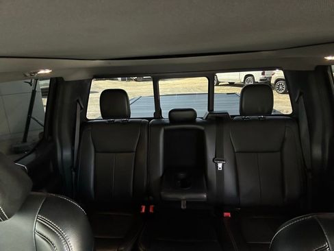 Used 2021 Ford F250 Lariat w/ Chrome Package image 23