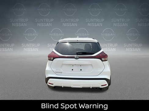 Certified 2024 Nissan Kicks S FWD image 5