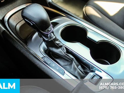 Used 2024 Chevrolet Malibu LT image 33