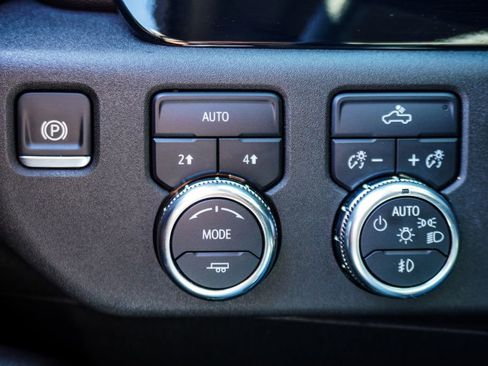Used 2024 GMC Sierra 1500 Elevation AWD/4WD image 21