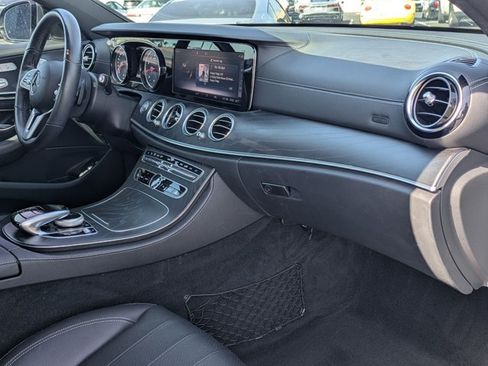 Used 2019 Mercedes-Benz E 300 image 22