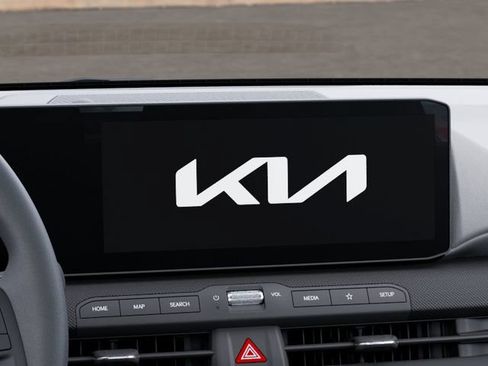 New 2026 Kia K4 FWD image 21