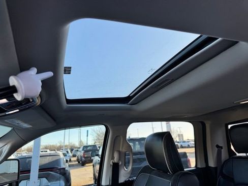 Used 2024 RAM 3500 Laramie image 60