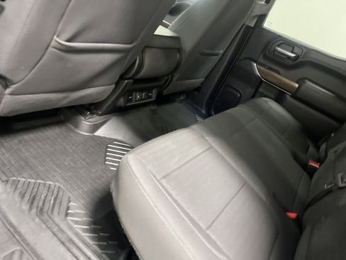 Used 2022 Chevrolet Silverado 1500 RST w/ Z71 Off-Road Package image 17