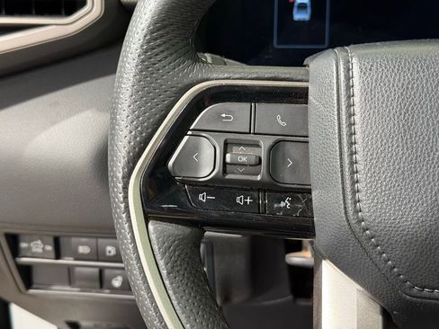 Used 2024 Toyota Tundra Limited AWD/4WD image 23