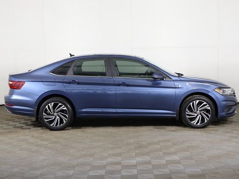 Used 2021 Volkswagen Jetta SEL Premium FWD image 21