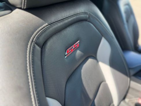 Used 2016 Chevrolet Camaro SS RWD image 20