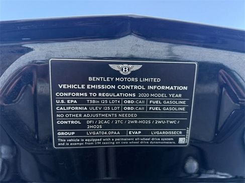 Used 2020 Bentley Bentayga image 30