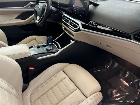 Used 2023 BMW i4 eDrive40 w/ Premium Package image 33