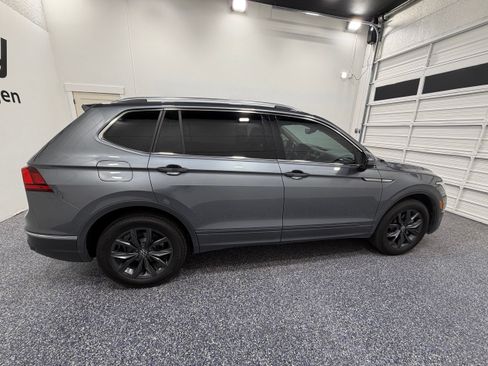 Used 2023 Volkswagen Tiguan SE FWD image 7