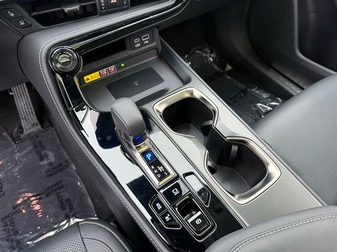 Used 2022 Lexus NX 350h AWD w/ Vision Package image 13