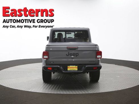Used 2020 Jeep Gladiator Sport w/ Quick Order Package 24S AWD/4WD image 38
