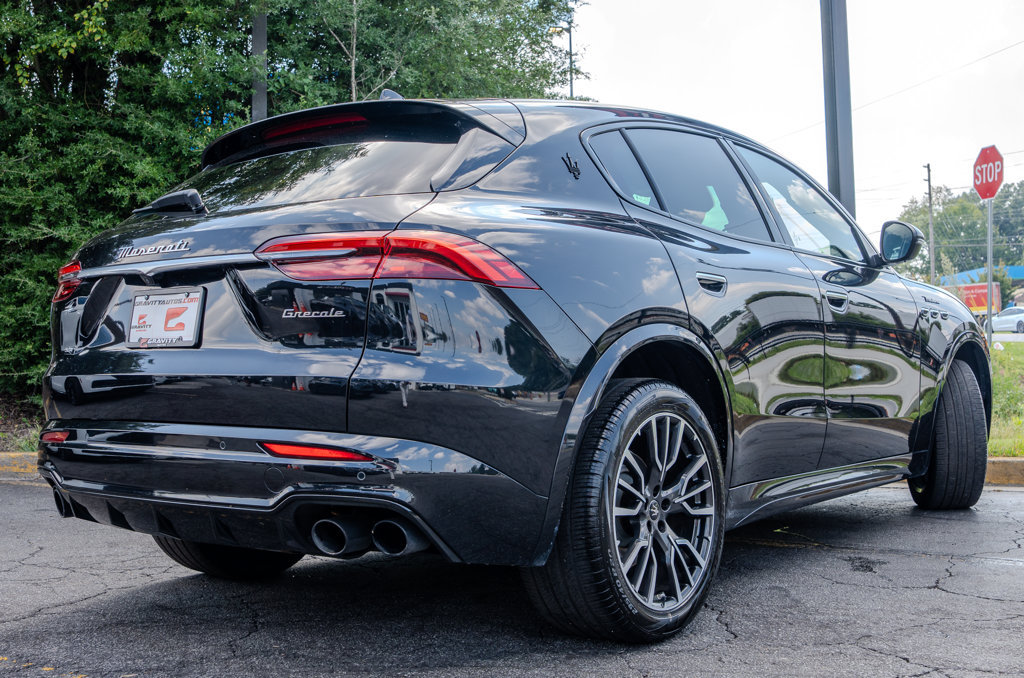 Used 2023 Maserati Grecale Modena AWD/4WD image 28