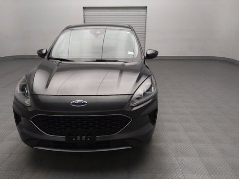 Used 2020 Ford Escape SE FWD image 15