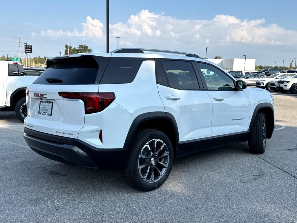 New 2027 GMC Terrain Elevation w/ Elevation Premium Package AWD/4WD image 2